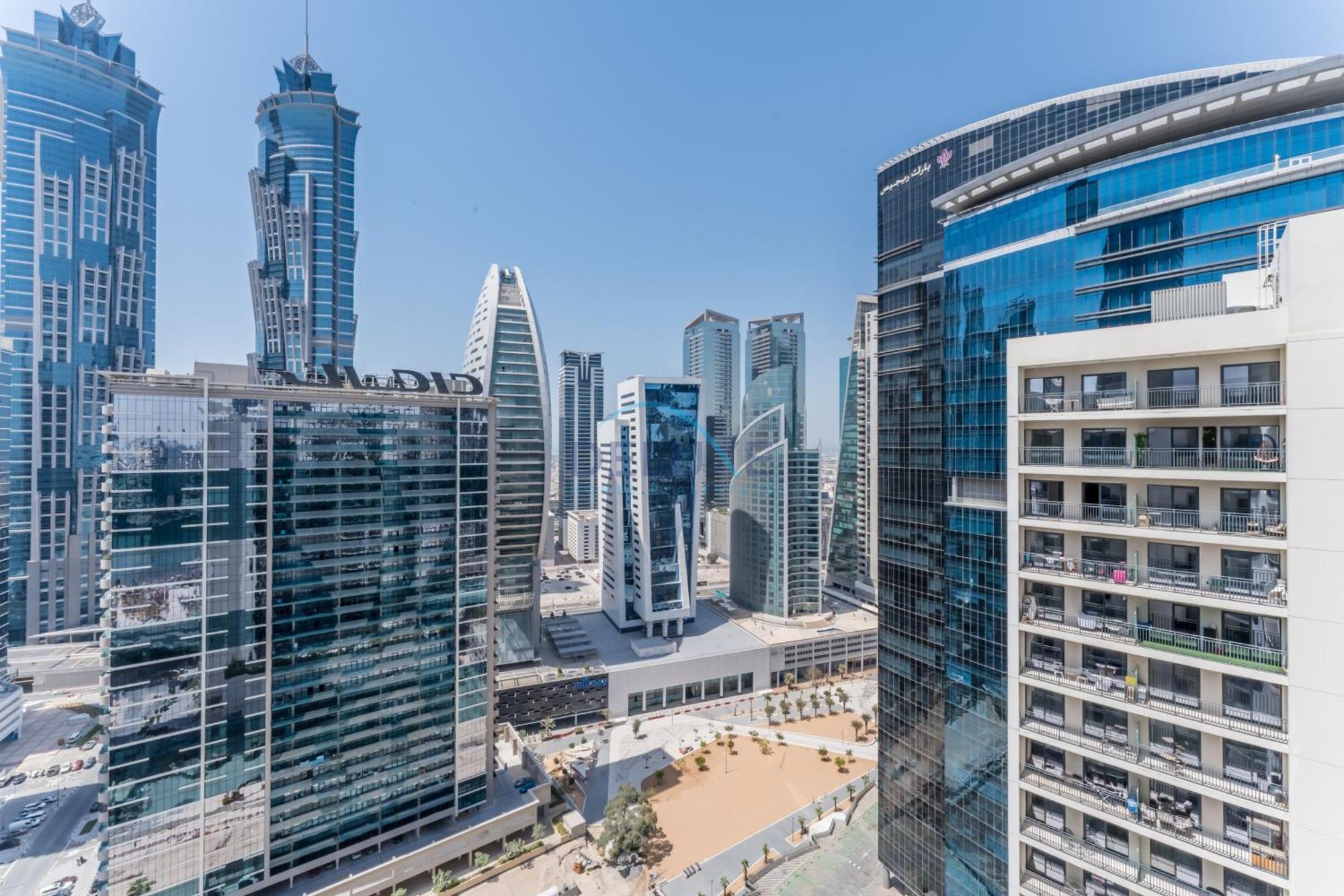 Views 1br With Balcony Near Water Canal, Zada Tower, Business Bay By Deluxe Homes
